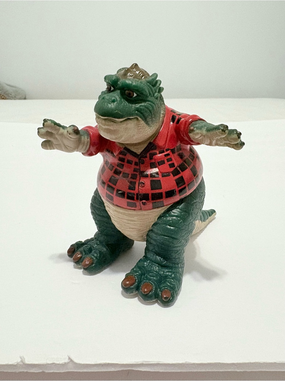 Vintage 1991 Disney Dinosaurs TV Show Toys Figures Sinclair Family - Picture 6 of 11